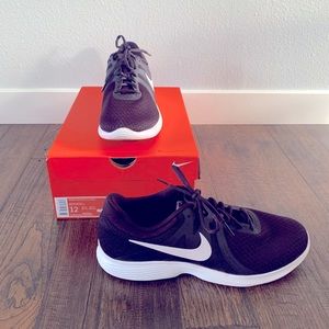 Nike Revolution 4. Women’s size 12